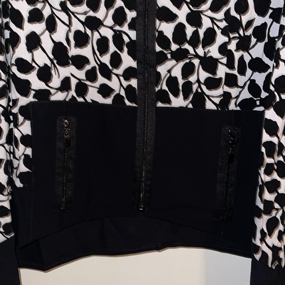 🌹PICADILLY CANADA ZIP UP BLOUSE - Picture 5 of 8